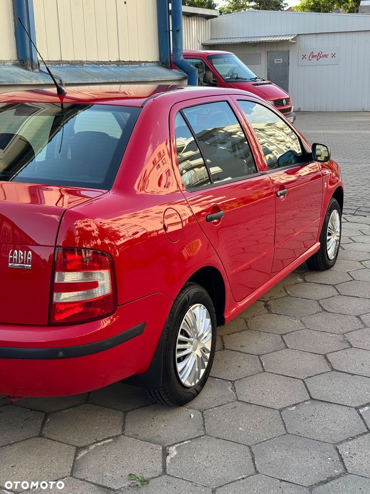 Skoda Fabia 1.4 16V Active - 19