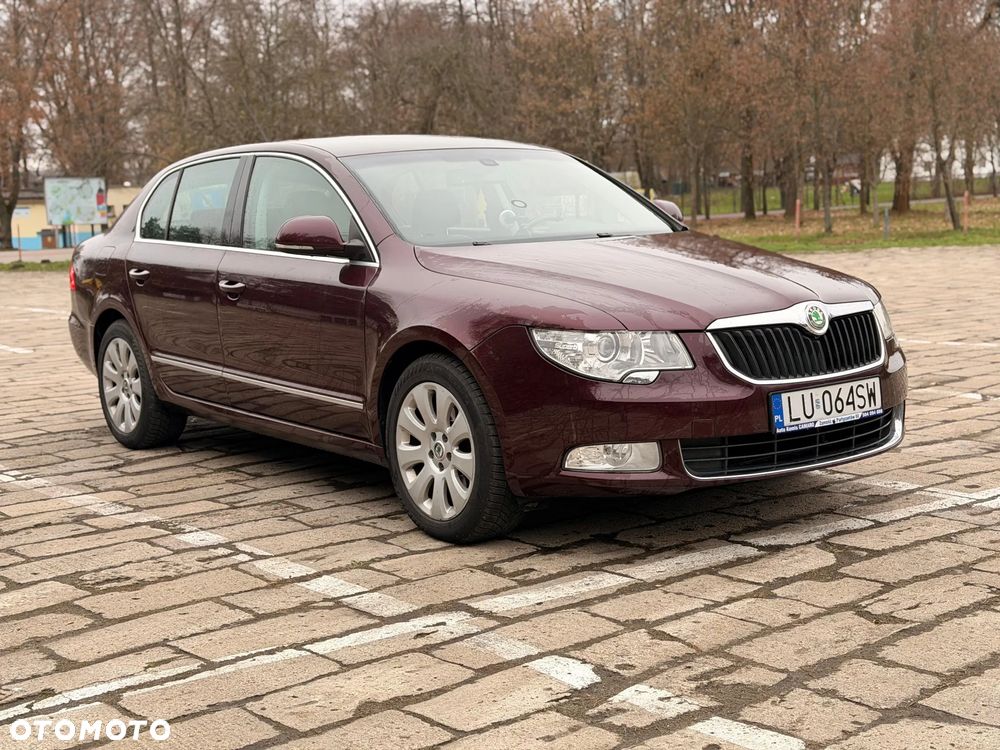 Skoda Superb 2.0 TDI PD Elegance - 3