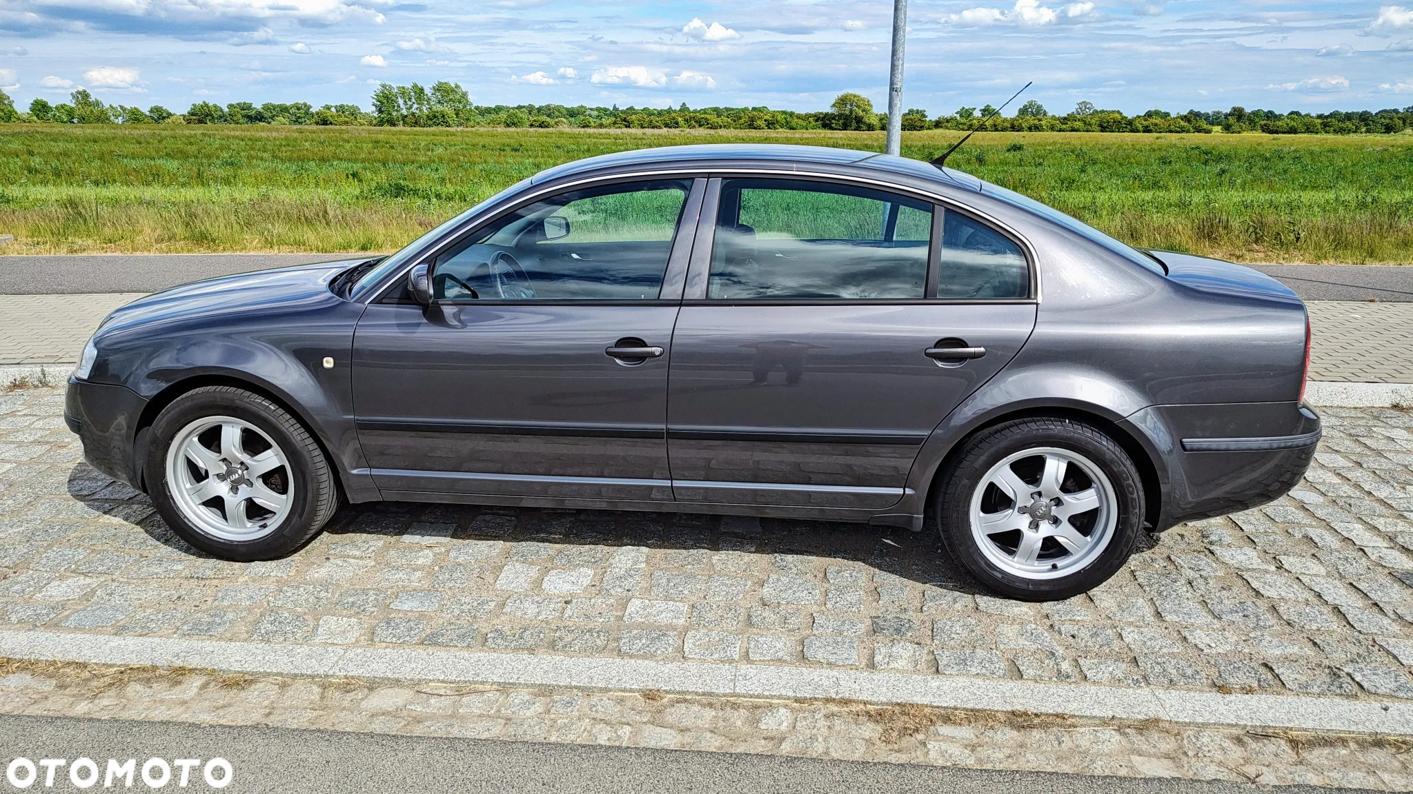 Skoda Superb 2.0 Comfort - 5