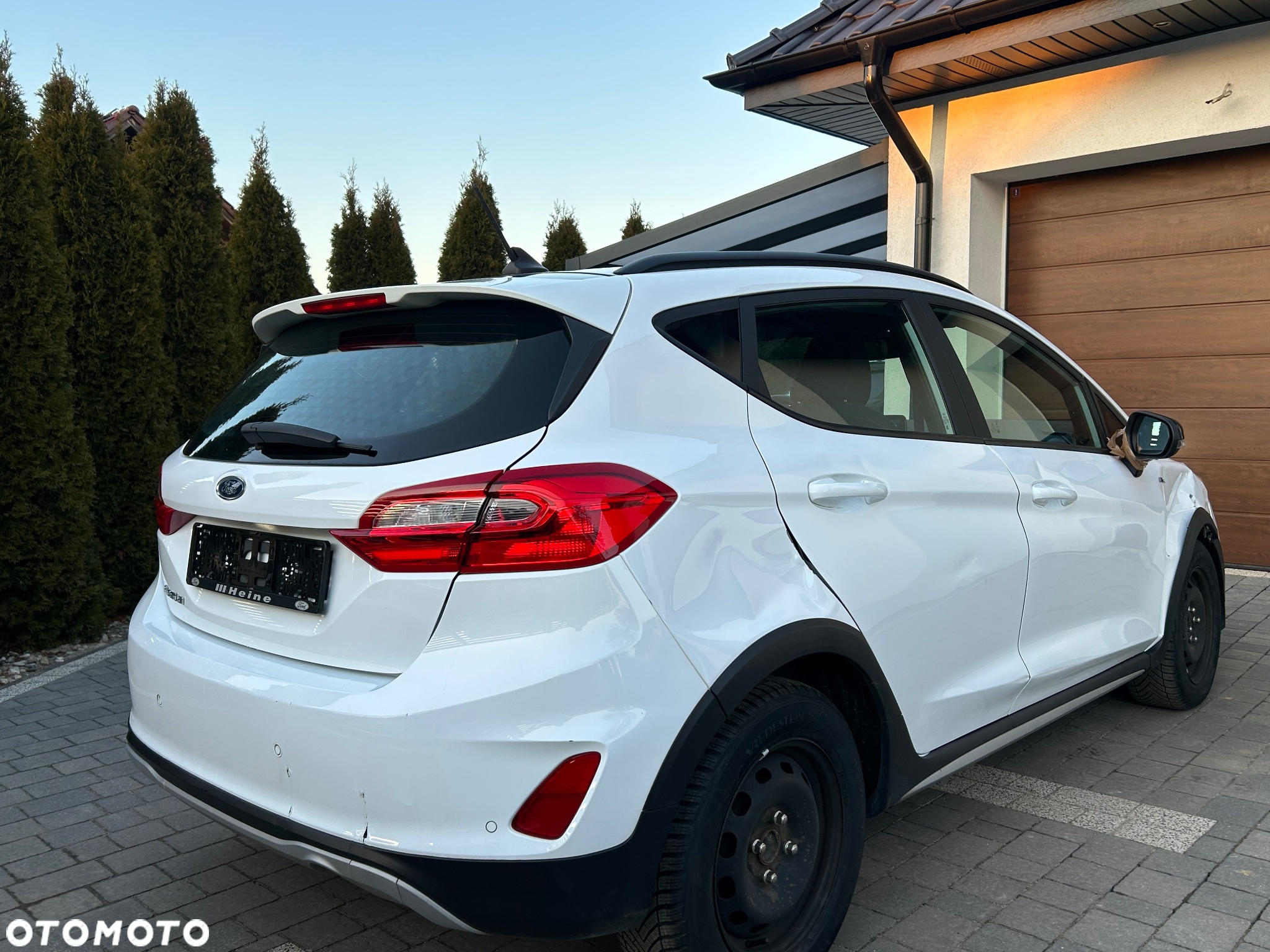 Ford Fiesta 1.0 EcoBoost S&S ACTIVE - 10