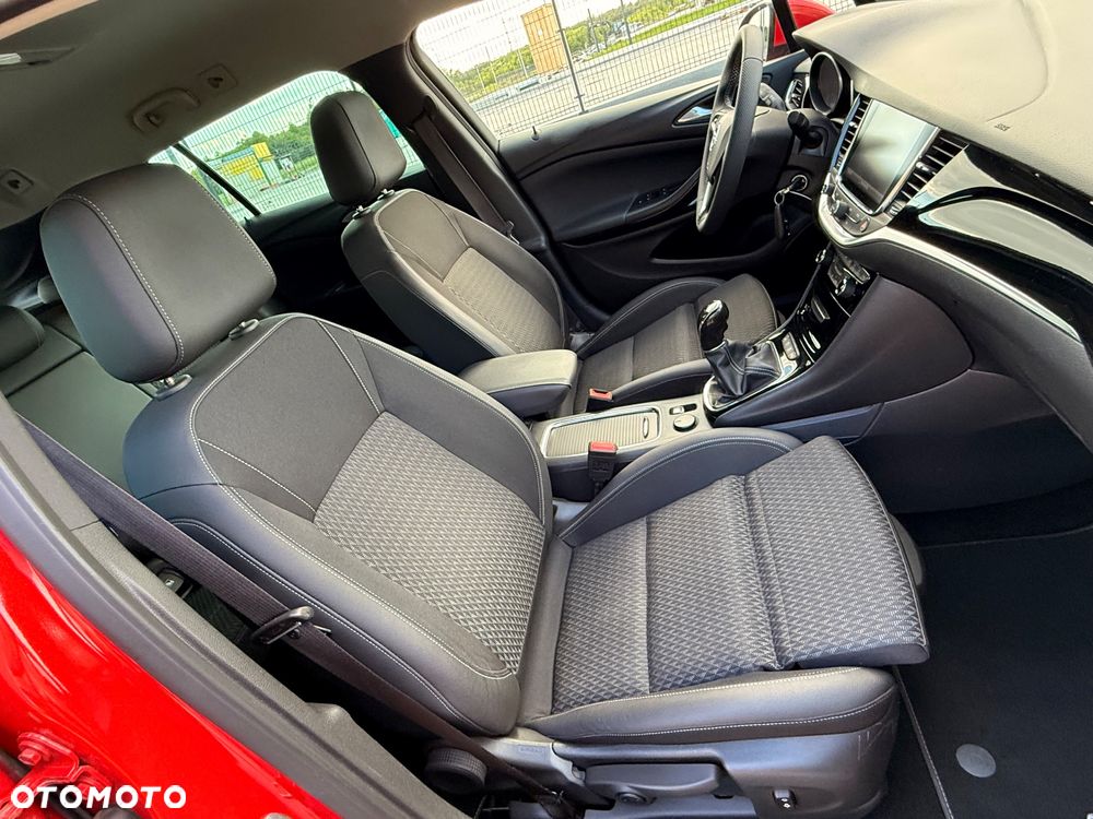 Opel Astra 1.4 Turbo Innovation - 25