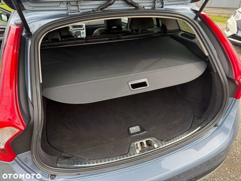 Volvo V60 Cross Country - 27