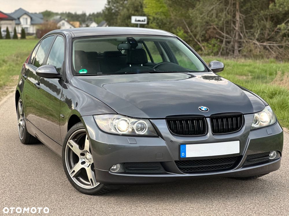 BMW Seria 3 318i - 8