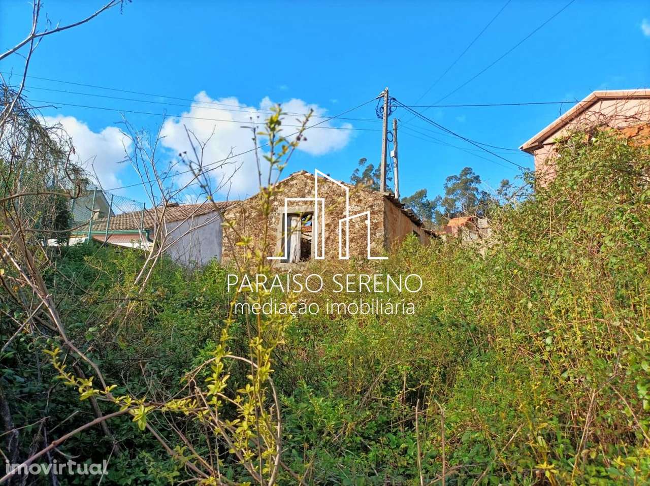 Moradia p/ restauro em Ossela - Grande imagem: 5/6