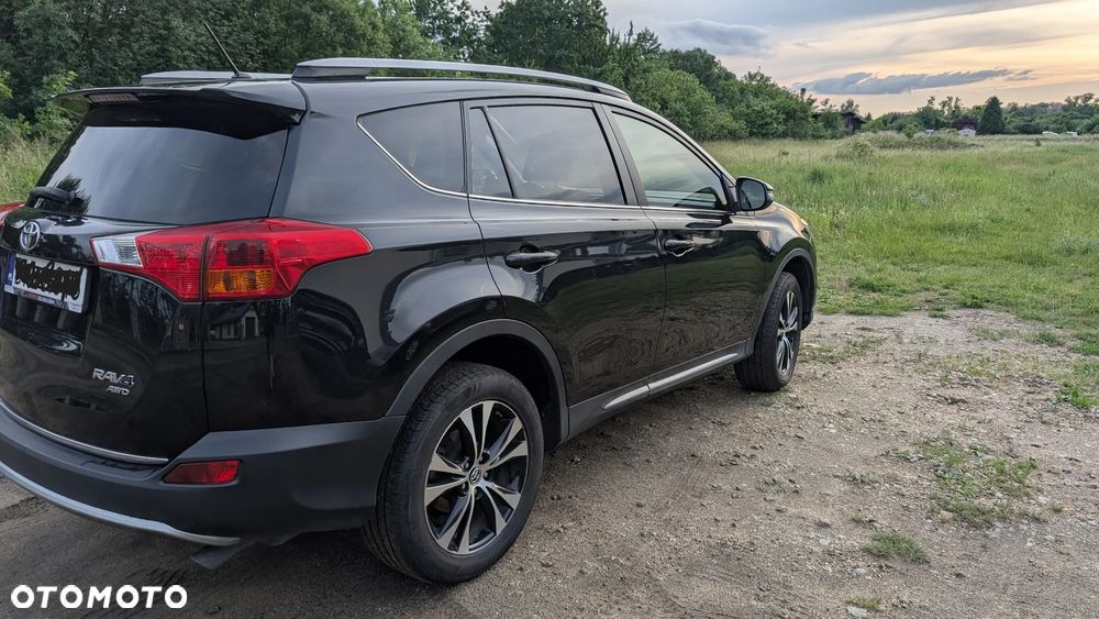 Toyota RAV4 - 2