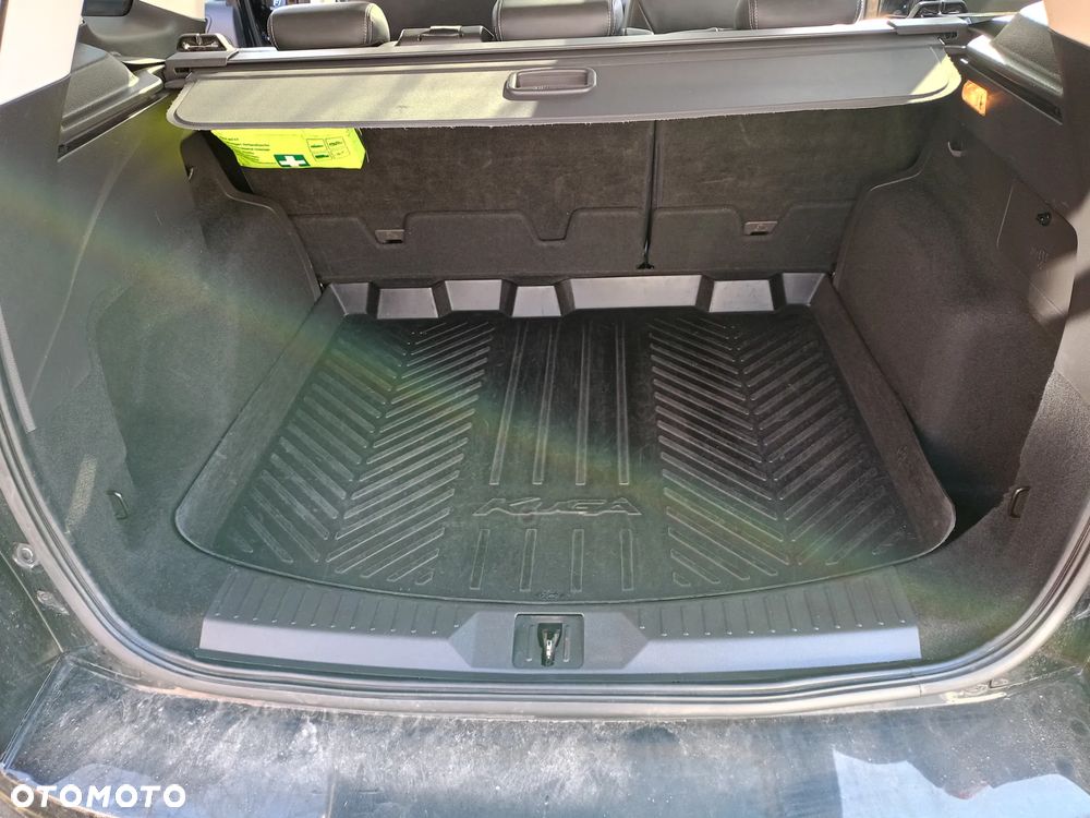 Ford Kuga 2.0 TDCi 4x4 Titanium - 12