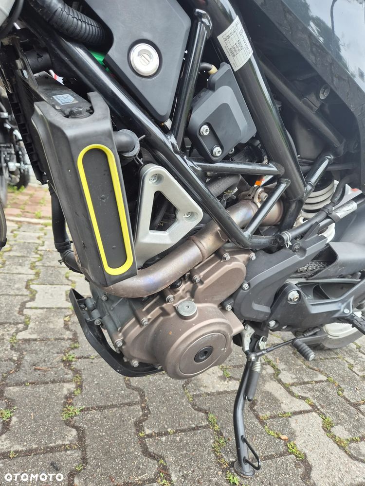 Husqvarna Svartpilen - 16