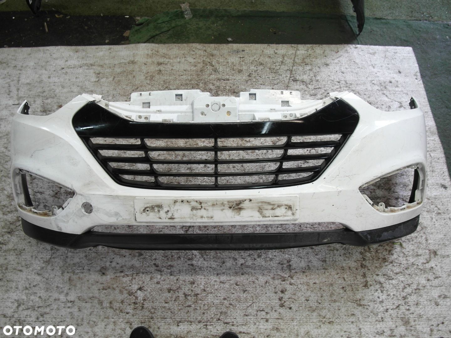 HYUNDAI IX35 BEZ DZIUR ZDERZAK PRZEDNI PRZÓD NR70 - 1