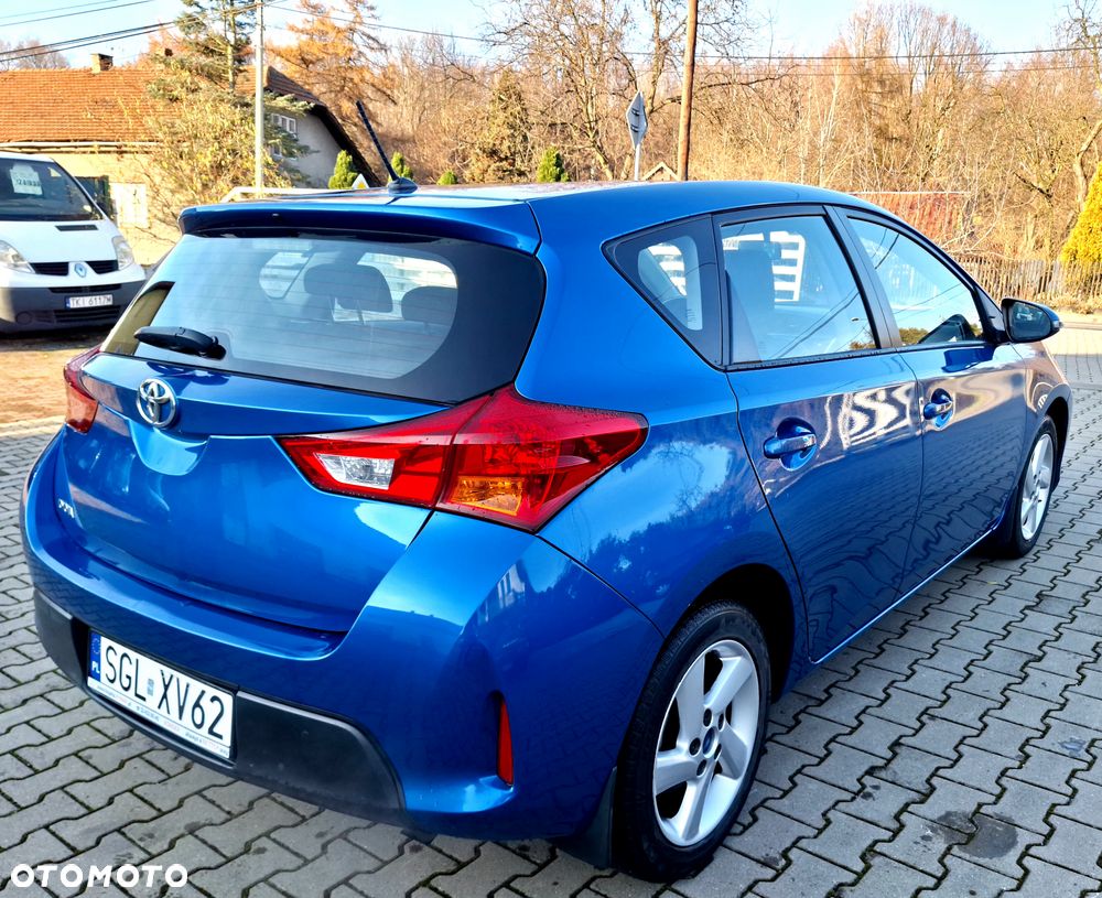 Toyota Auris - 31