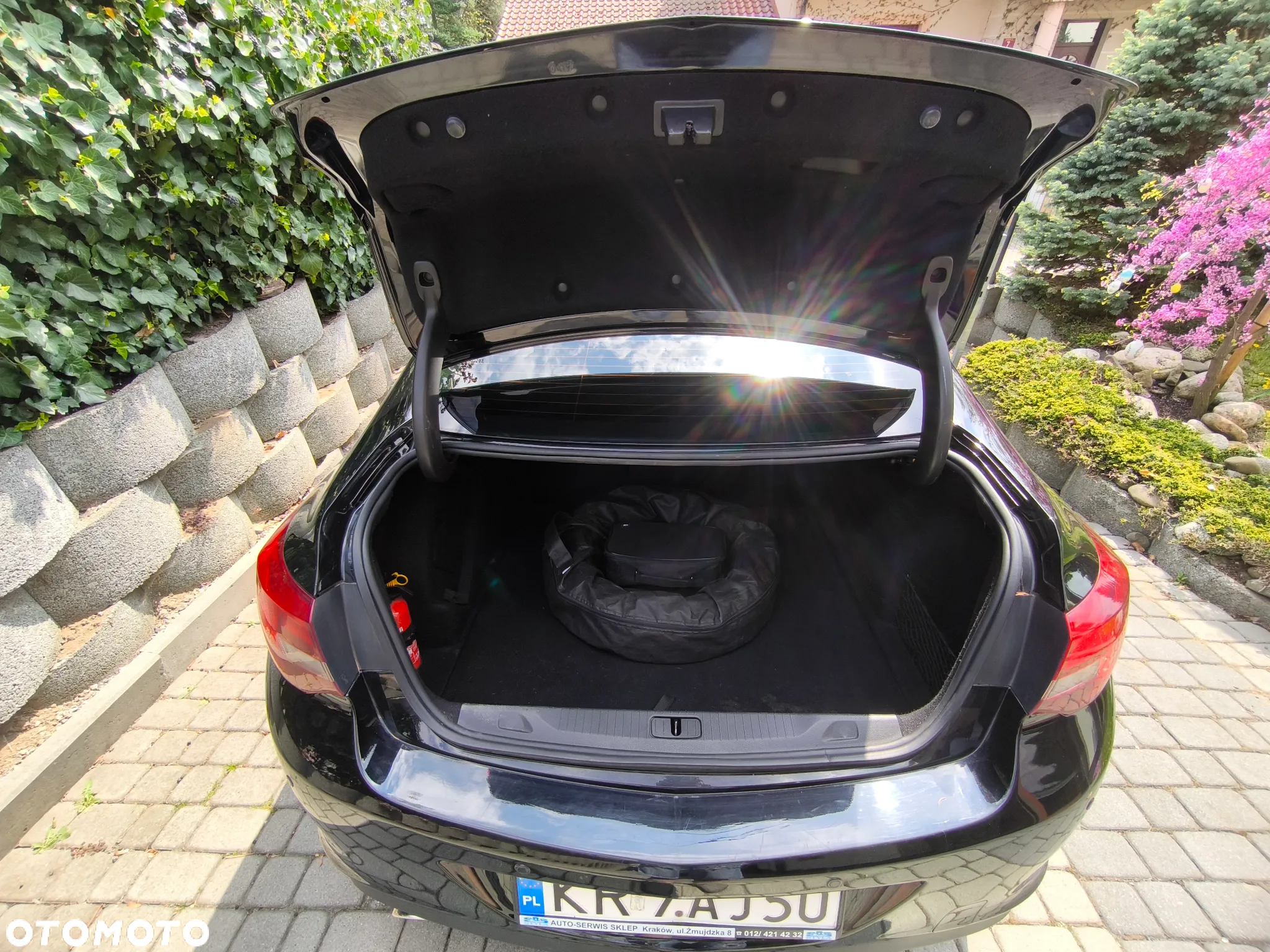 Opel Astra IV 1.4 T Business EU6 - 12