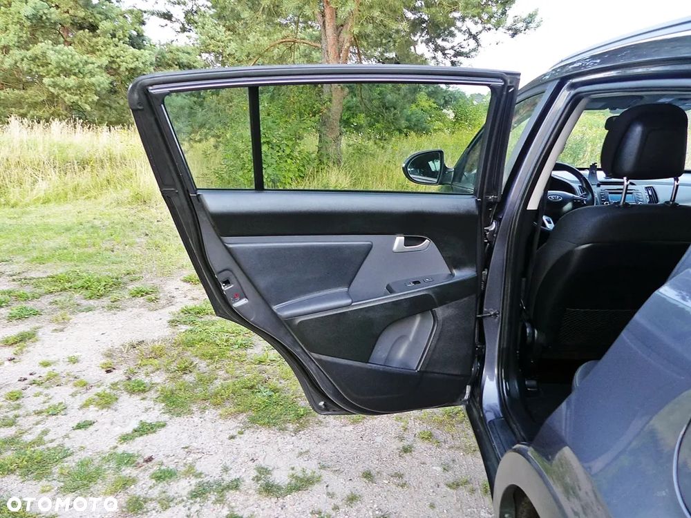 Kia Sportage 1.7 CRDI 2WD ISG Dream-Team Edition - 21
