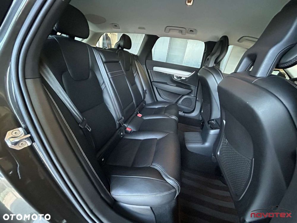 Volvo V90 - 16