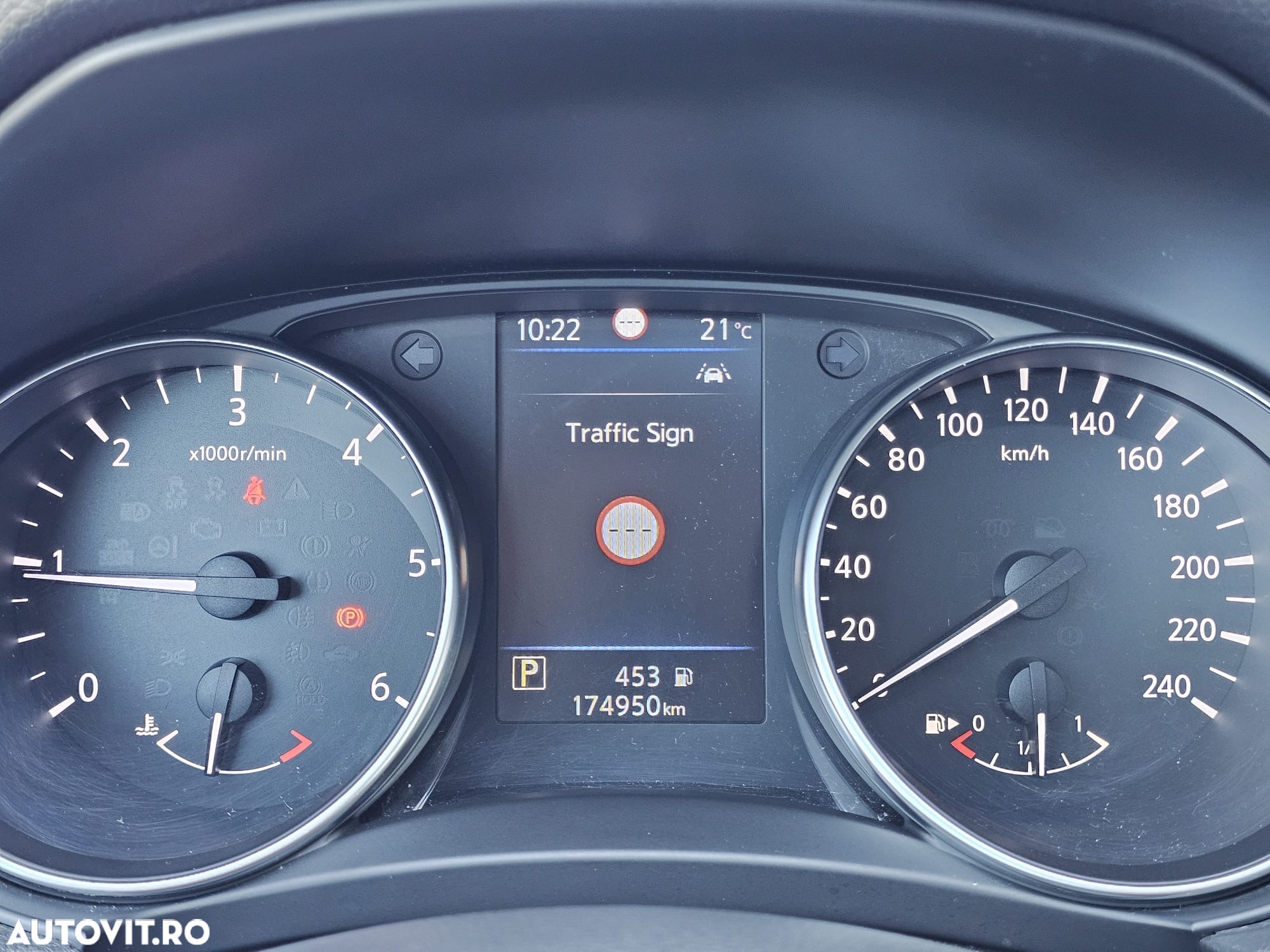 Nissan Qashqai 1.5 DCI DCT N-CONNECTA - 36