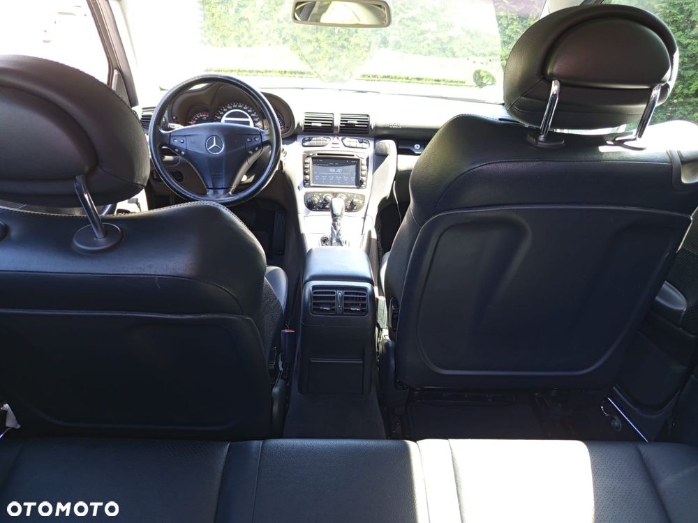 Mercedes-Benz Klasa C 200 Kompressor Automatik - 22