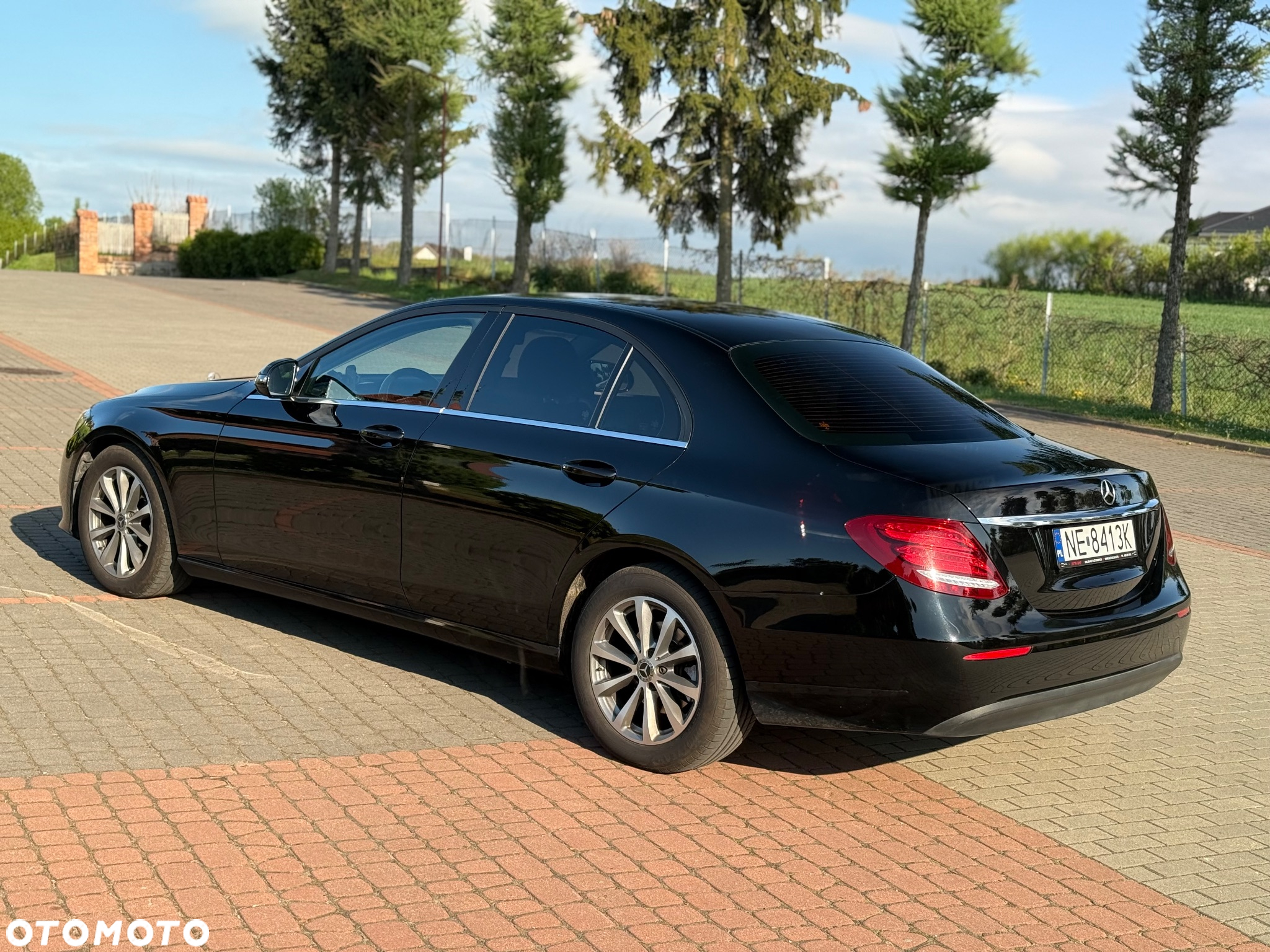 Mercedes-Benz Klasa E 200 d 9G-TRONIC - 17