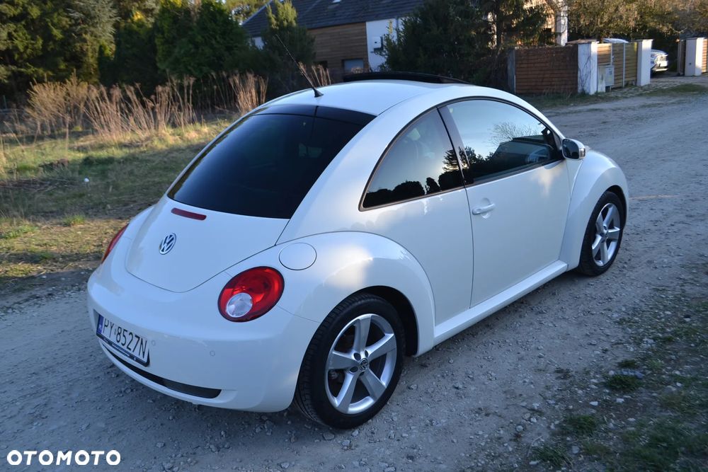 Volkswagen New Beetle 1.8 5V Automatik United - 4