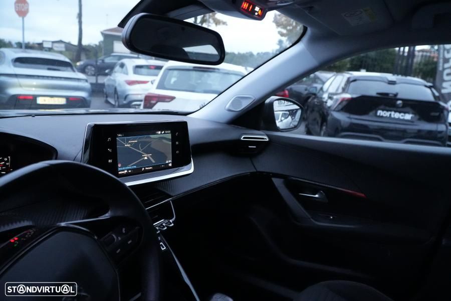 Peugeot 2008 1.2 PureTech Active - 9