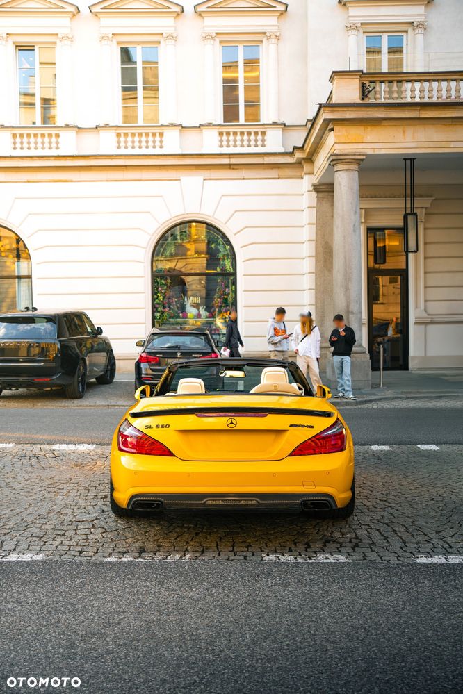 Mercedes-Benz SL - 22