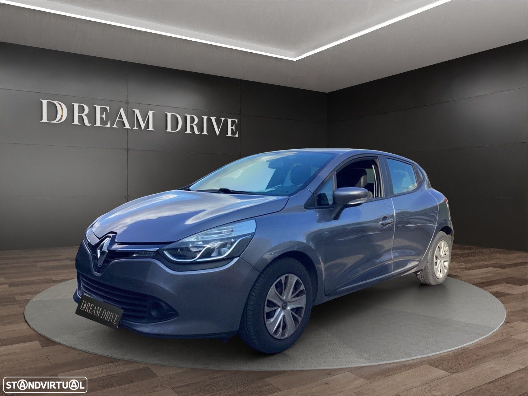 Renault Clio 1.2 16V 75 LIMITED - 1