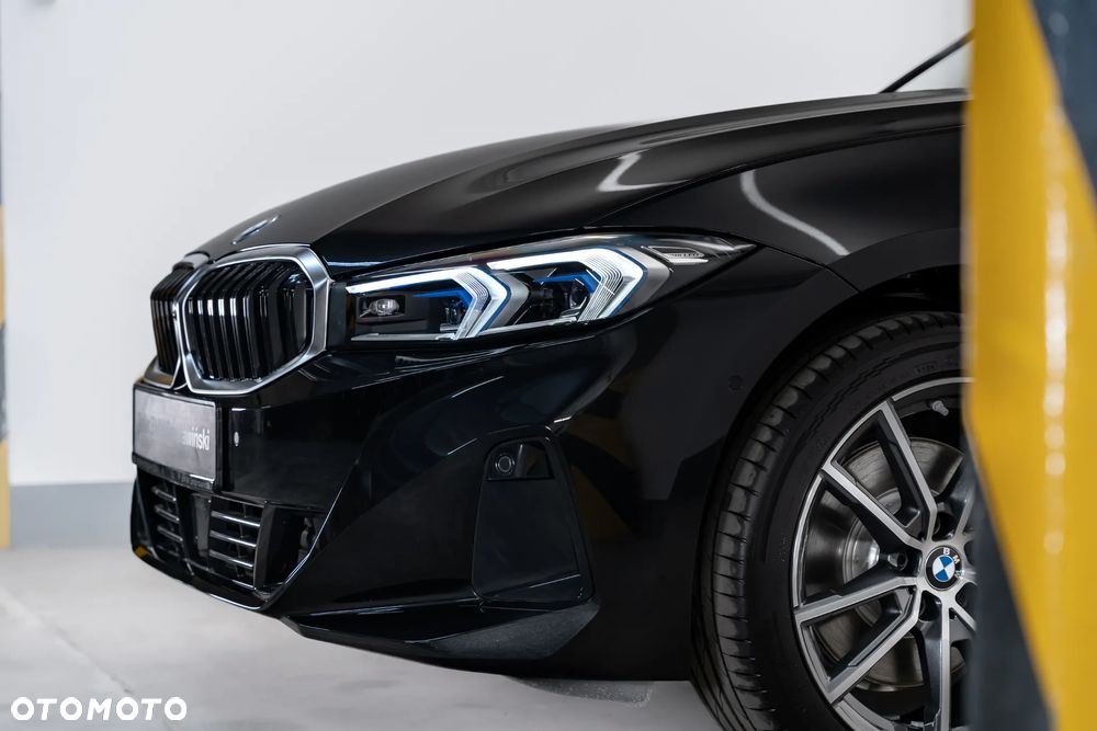 BMW Seria 3 330e PHEV xDrive - 11