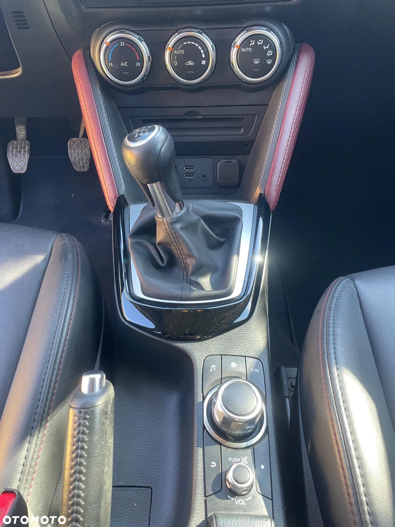 Mazda CX-3 SKYACTIV-D 105 FWD Sports-Line - 26