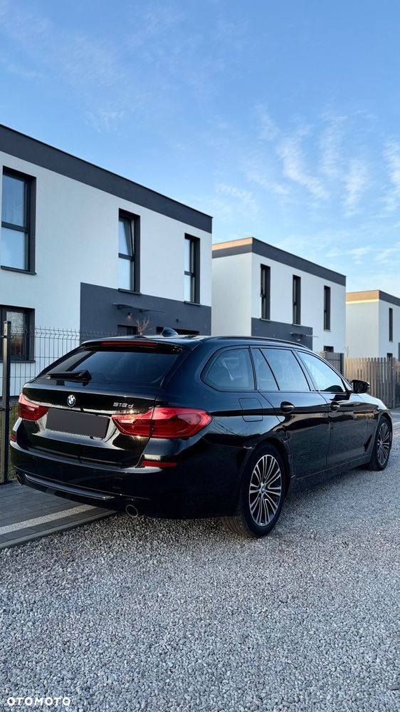 BMW Seria 5 518d - 22