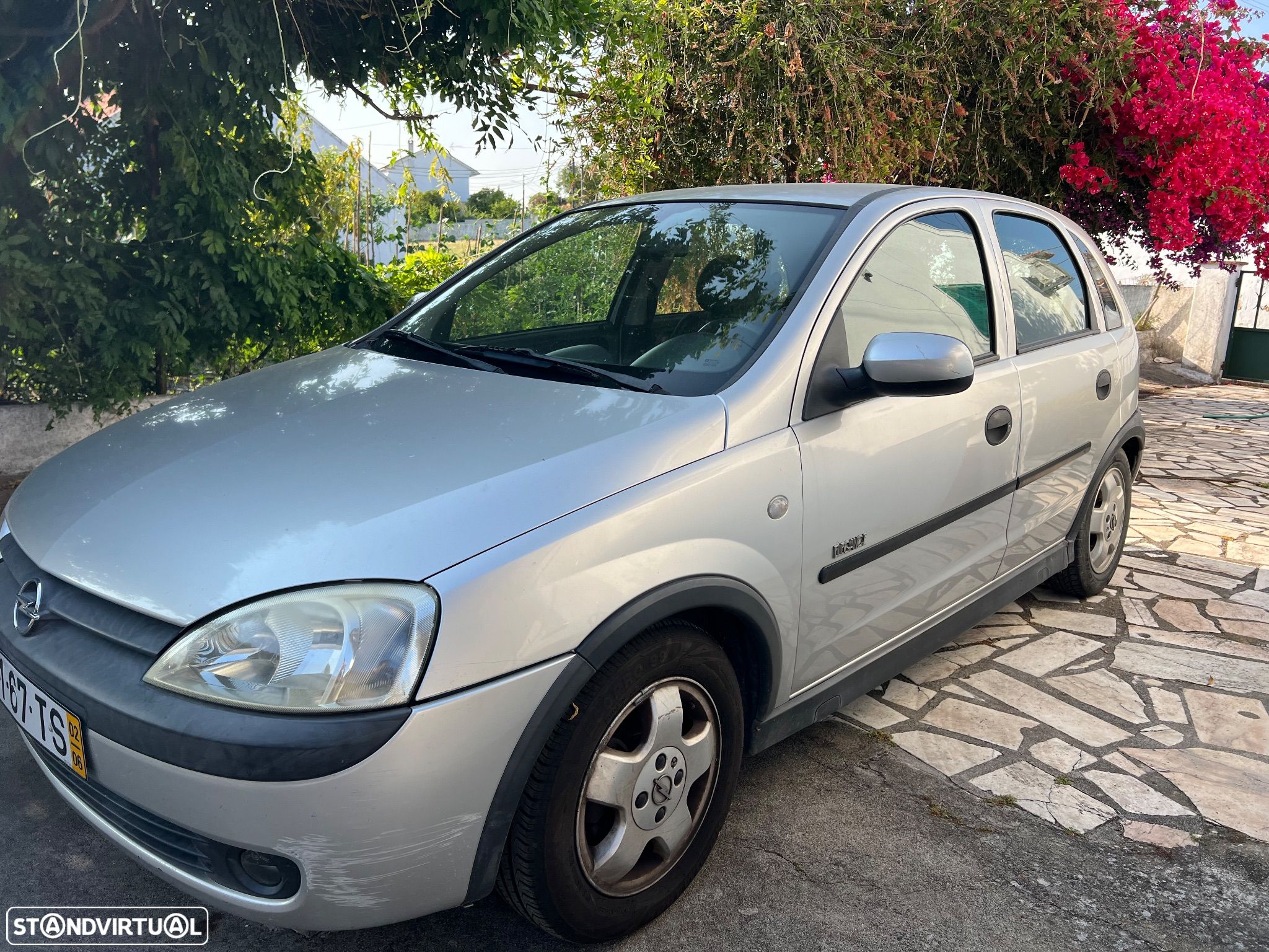 Opel Corsa 1.2 16V Elegance - 1