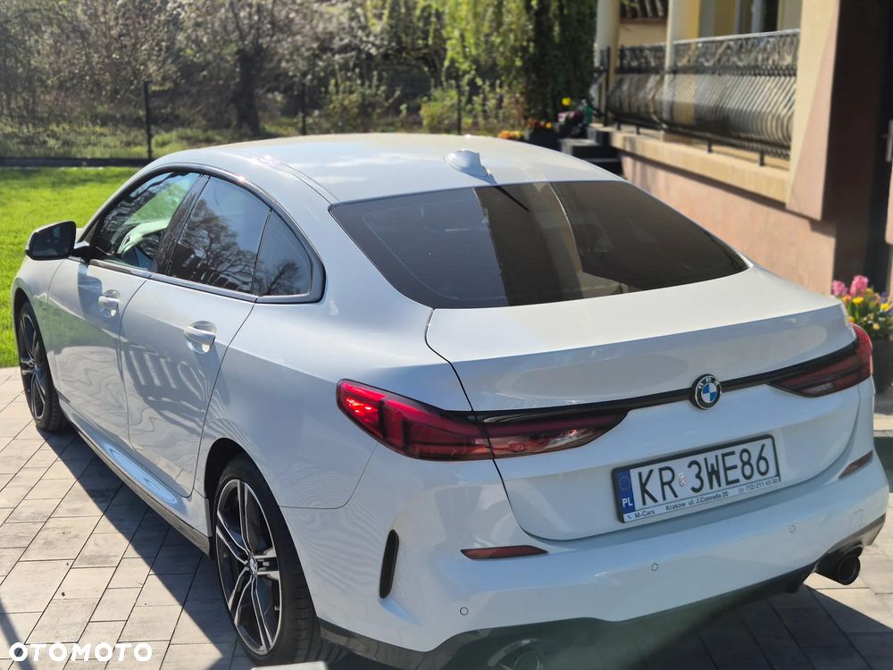BMW Seria 2 218d M Sport sport - 9