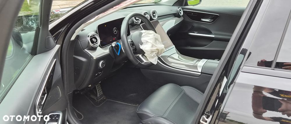 Mercedes-Benz Klasa C 300 e PHEV AMG - 9