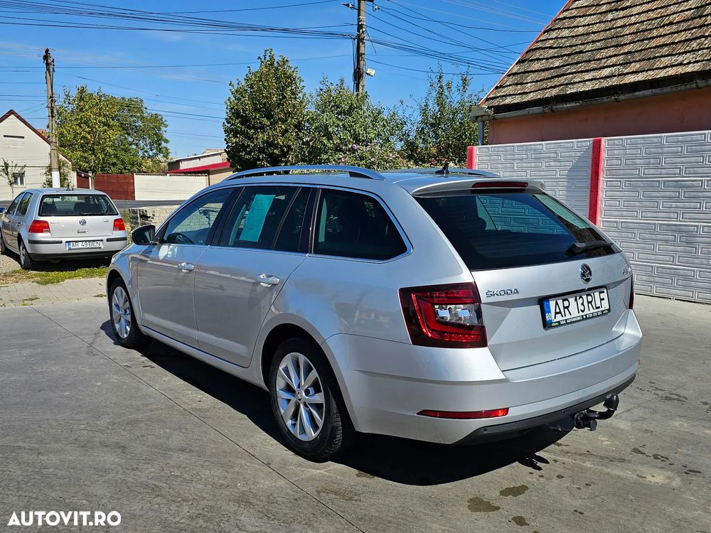 Skoda Octavia 1.6 TDI DSG Ambition - 6