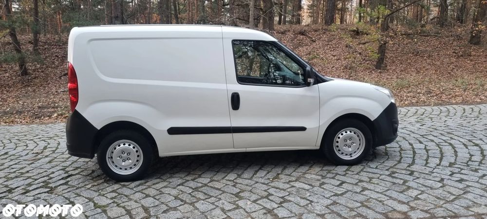Opel Combo - 9