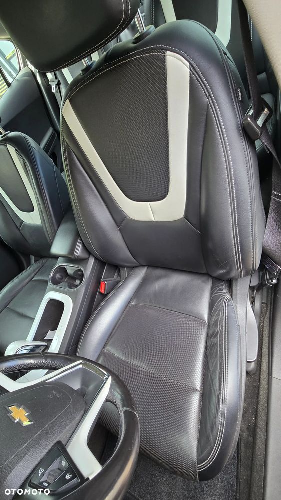 Chevrolet Volt - 19