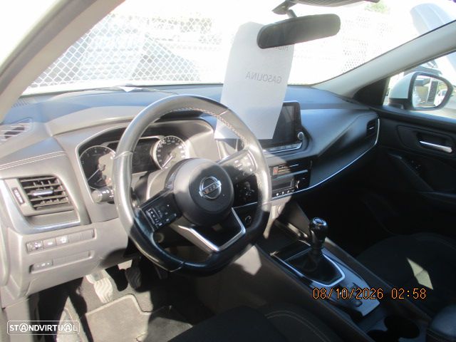 Nissan Qashqai 1.3 DIG-T AKARI - 8