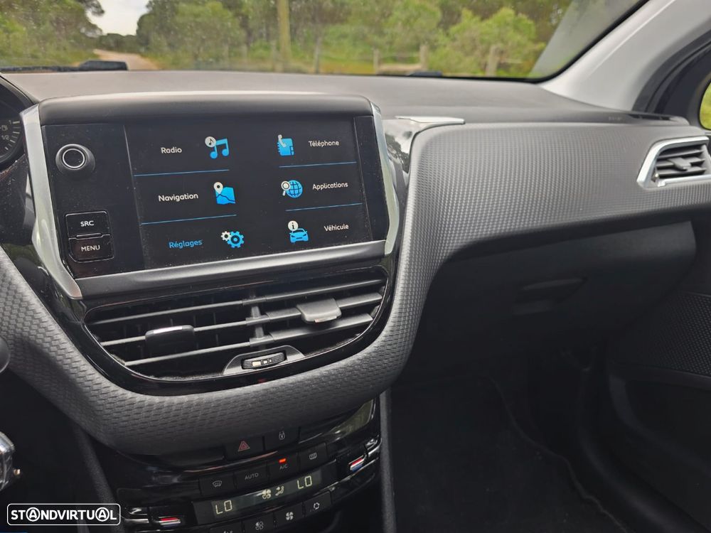 Peugeot 208 PureTech 110 Stop & Start Allure - 12