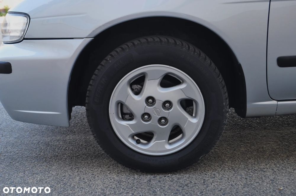 Nissan Almera - 27