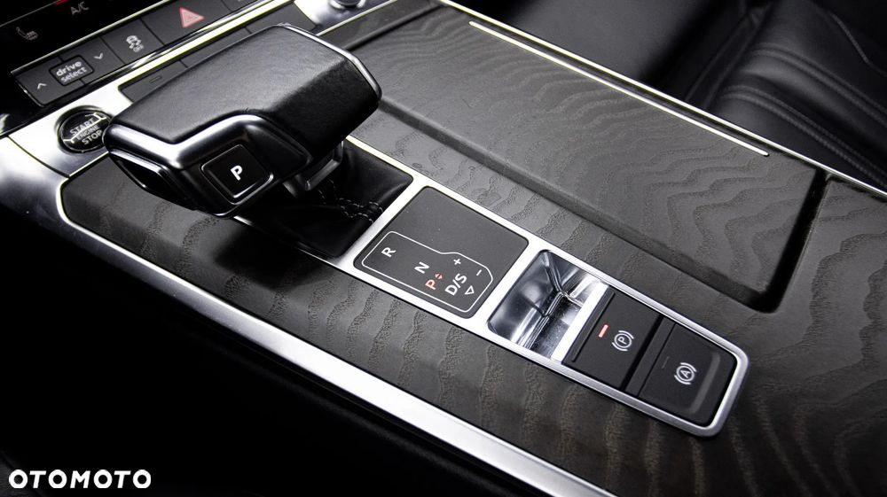 Audi A6 Avant 50 TDI mHEV Quattro Sport Tiptronic - 30