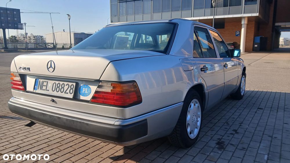 Mercedes-Benz W124 (1984-1993) - 2