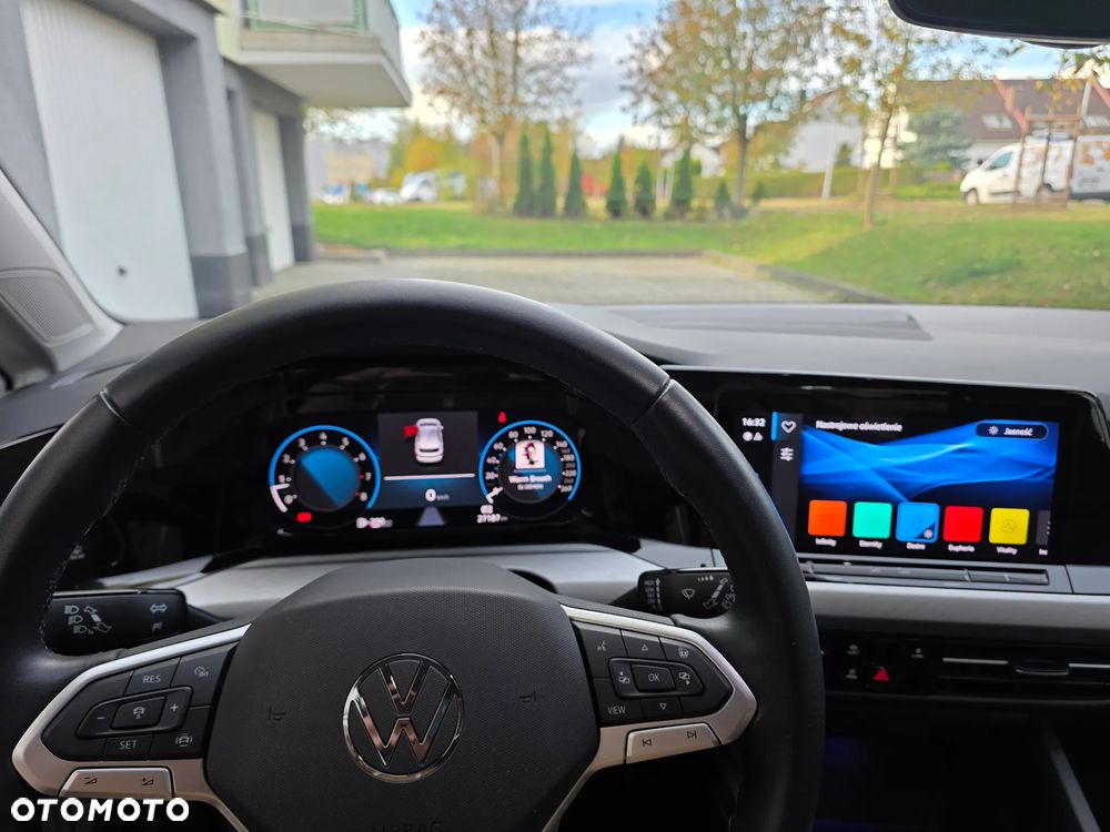 Volkswagen Golf - 18