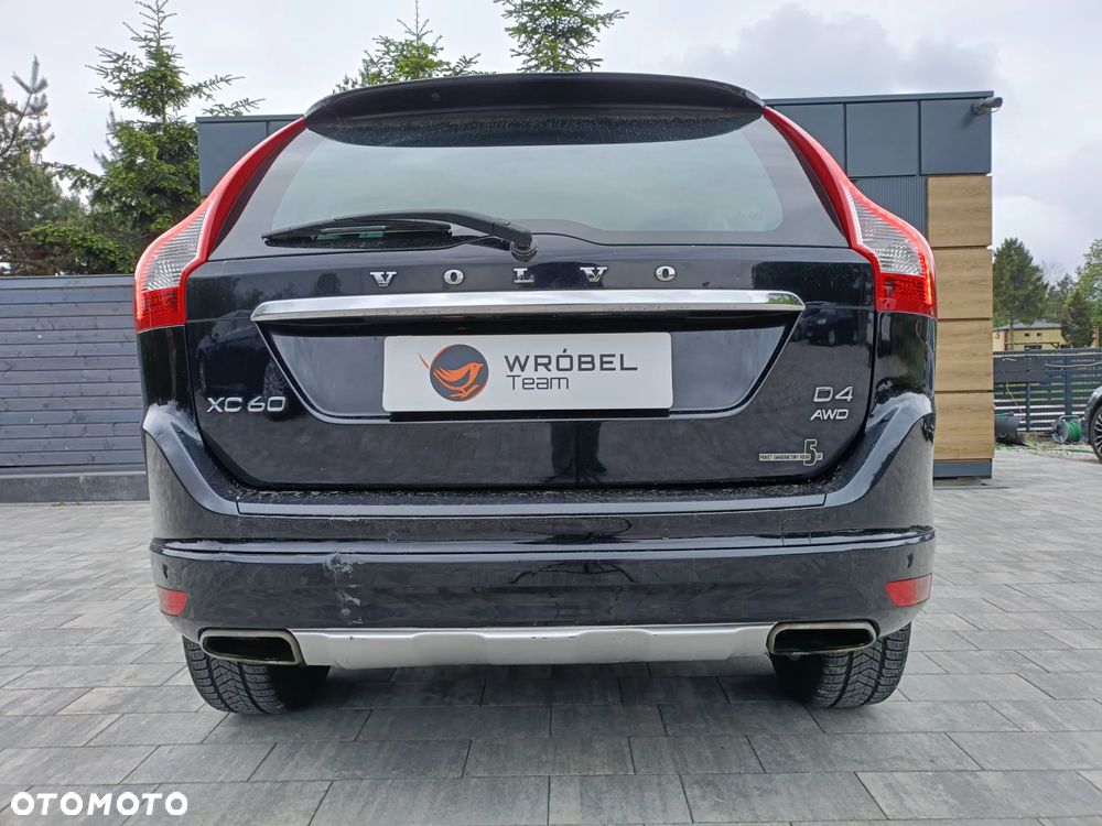 Volvo XC 60 D4 AWD Momentum - 8
