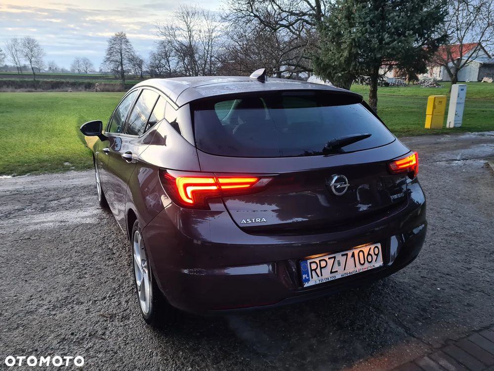 Opel Astra - 11