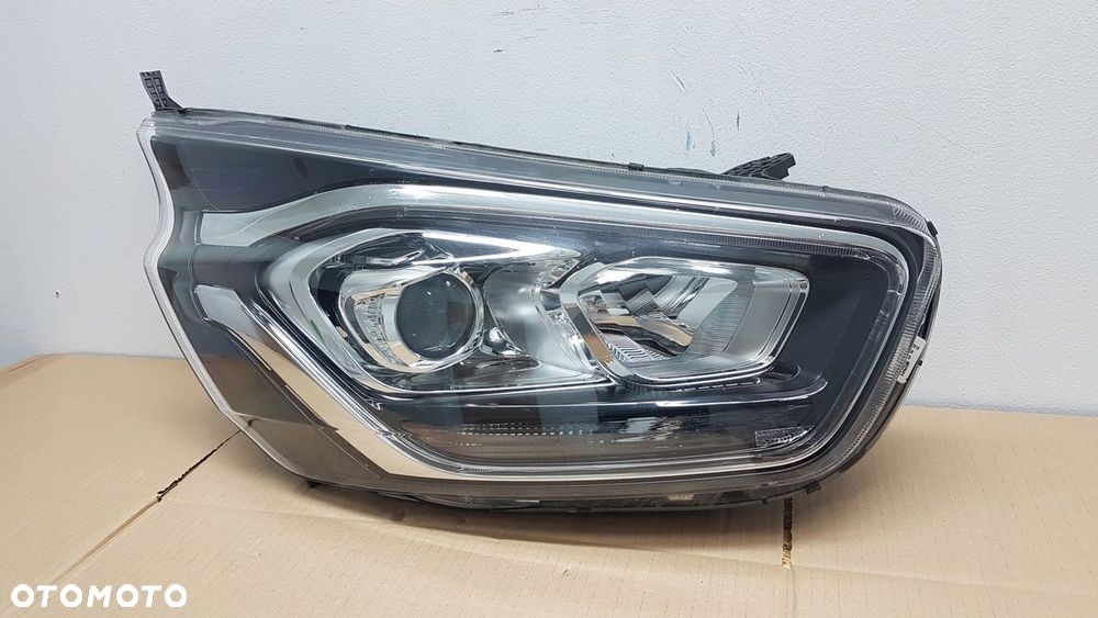LAMPA PRZÓD PRAWA FORD CUSTOM LIFT SOCZEWKA LED 18- - 2