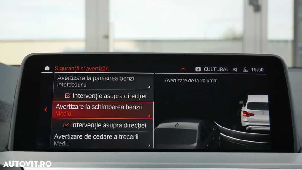 BMW X3 xDrive20d AT xLine - 32