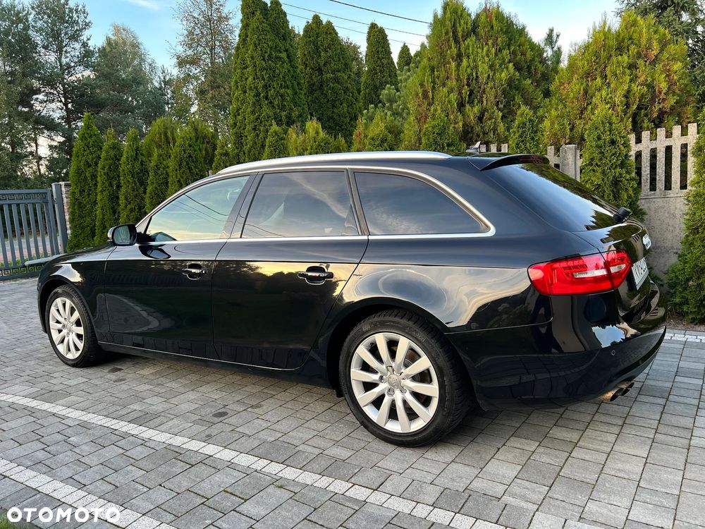 Audi A4 Avant - 8