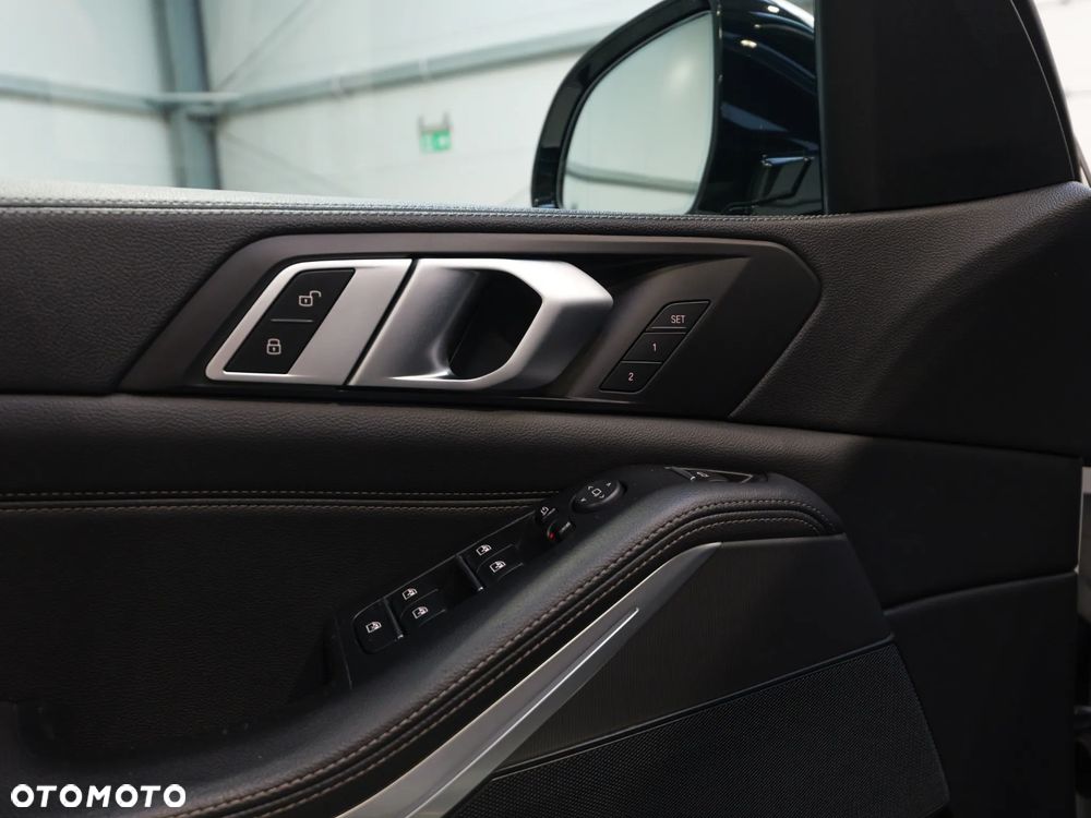 BMW X5 xDrive30d - 32