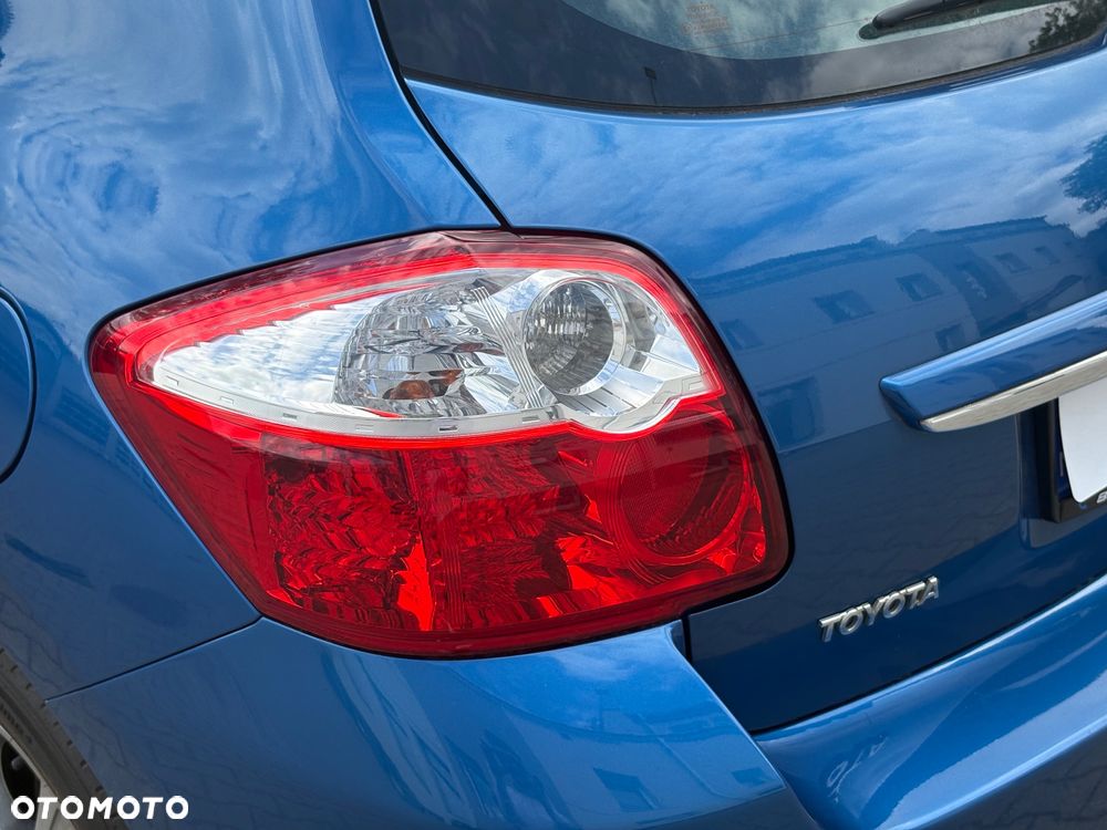 Toyota Auris 1.33 VVT-i - 18