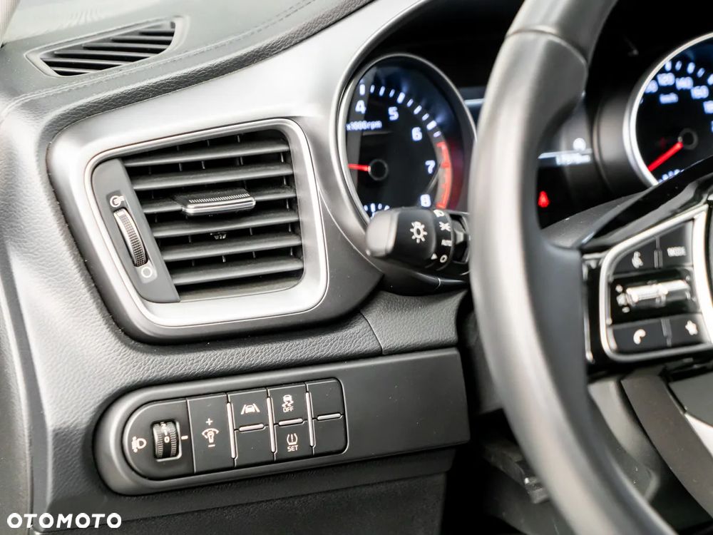 Kia Ceed 1.5 T-GDI M - 26