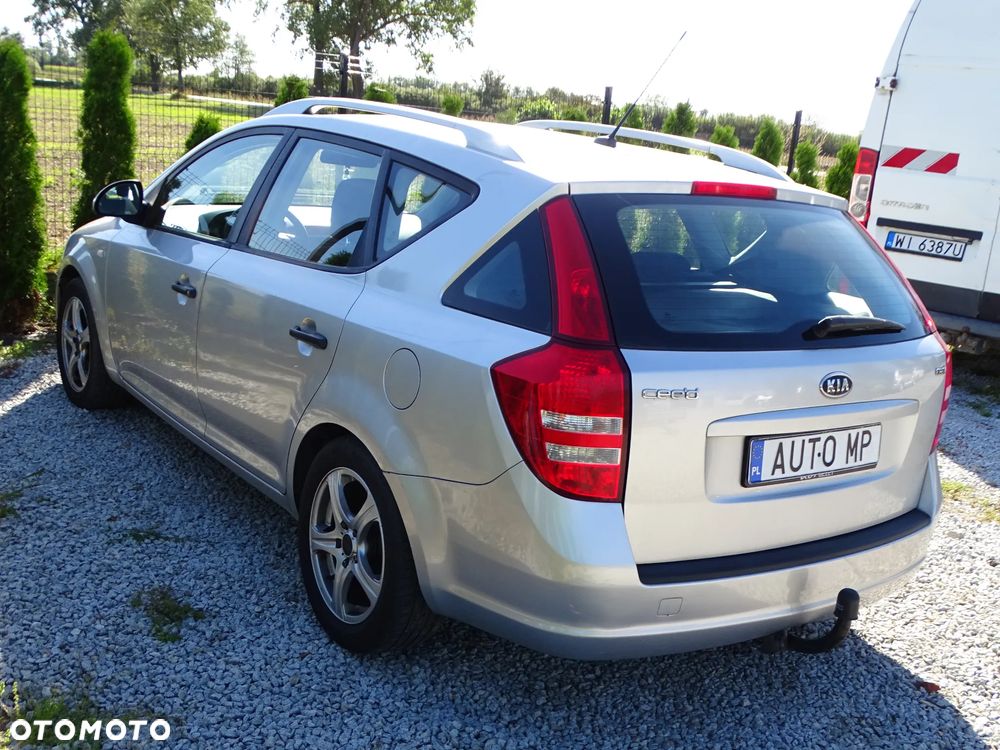 Kia Ceed Cee'd 2.0 crdi Optimum - 4