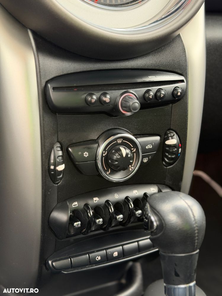 Mini Countryman Cooper D ALL4 AT - 23