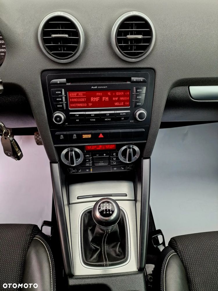 Audi A3 Sportback 2.0 TDI quattro S line Sportpaket plus - 24