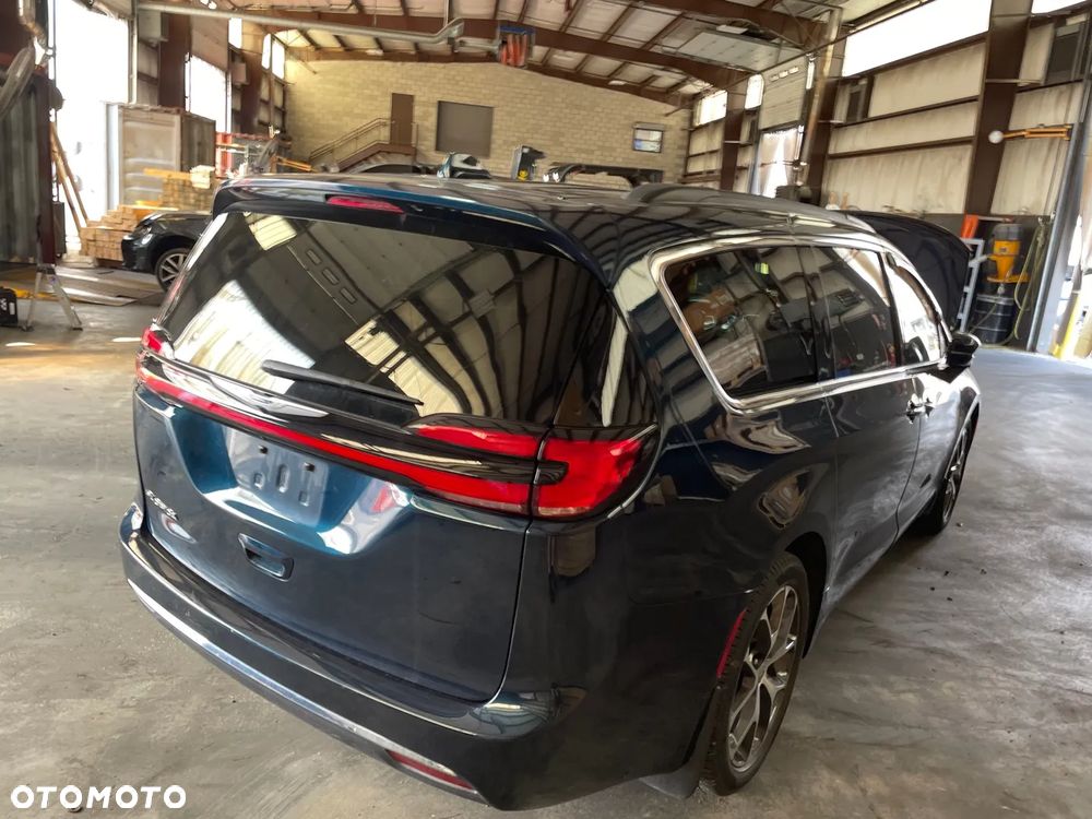 Chrysler Pacifica 2022 photo 4